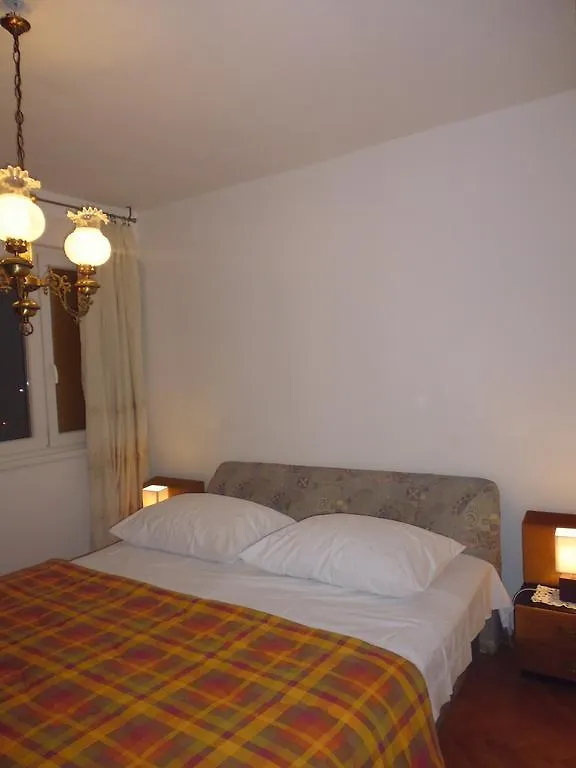 Apartment Sime زادار