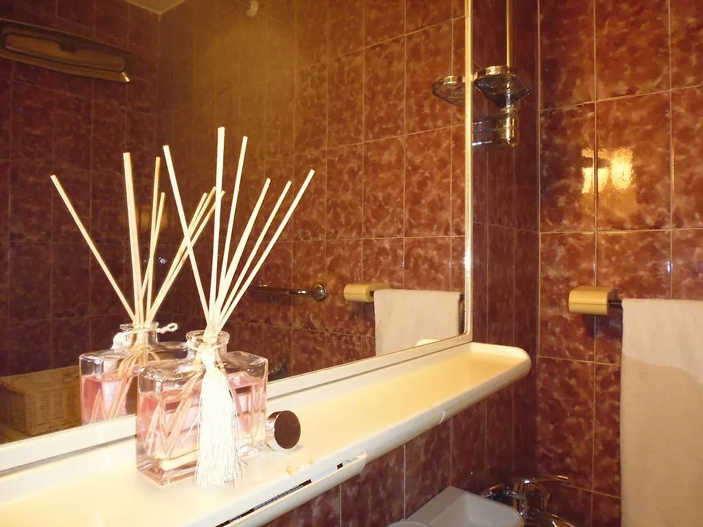Apartment Sime زادار