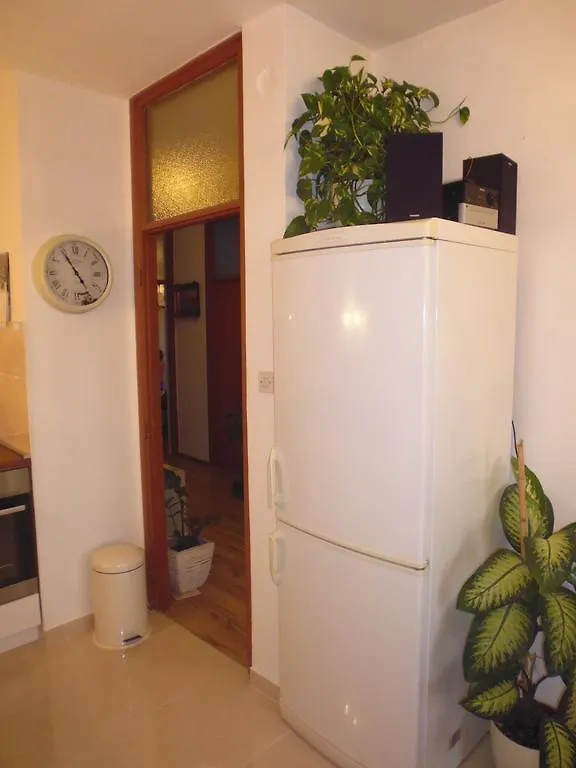 Apartment Sime زادار